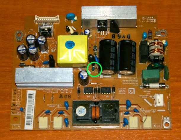 Resistencia R111, 250V-2Amp.