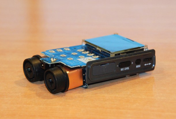 Carcasa superior retirada