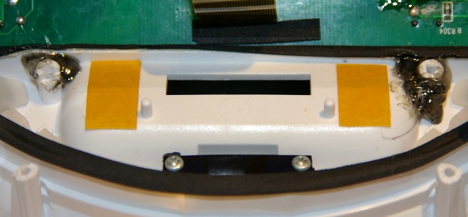 Cinta de doble cara para reforzar la adherencia.