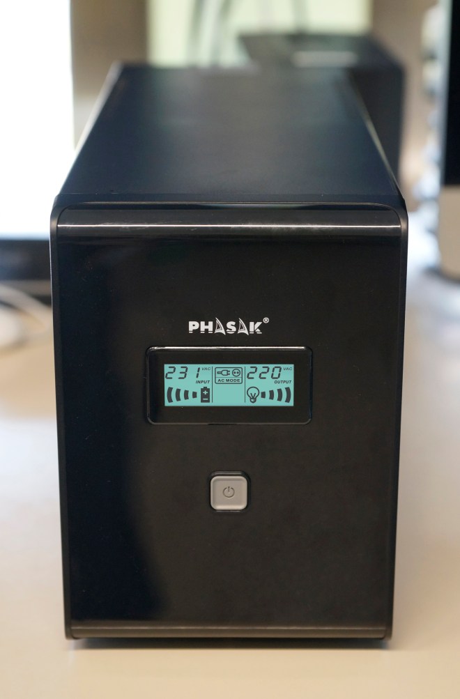 Pruebas del SAI reparado