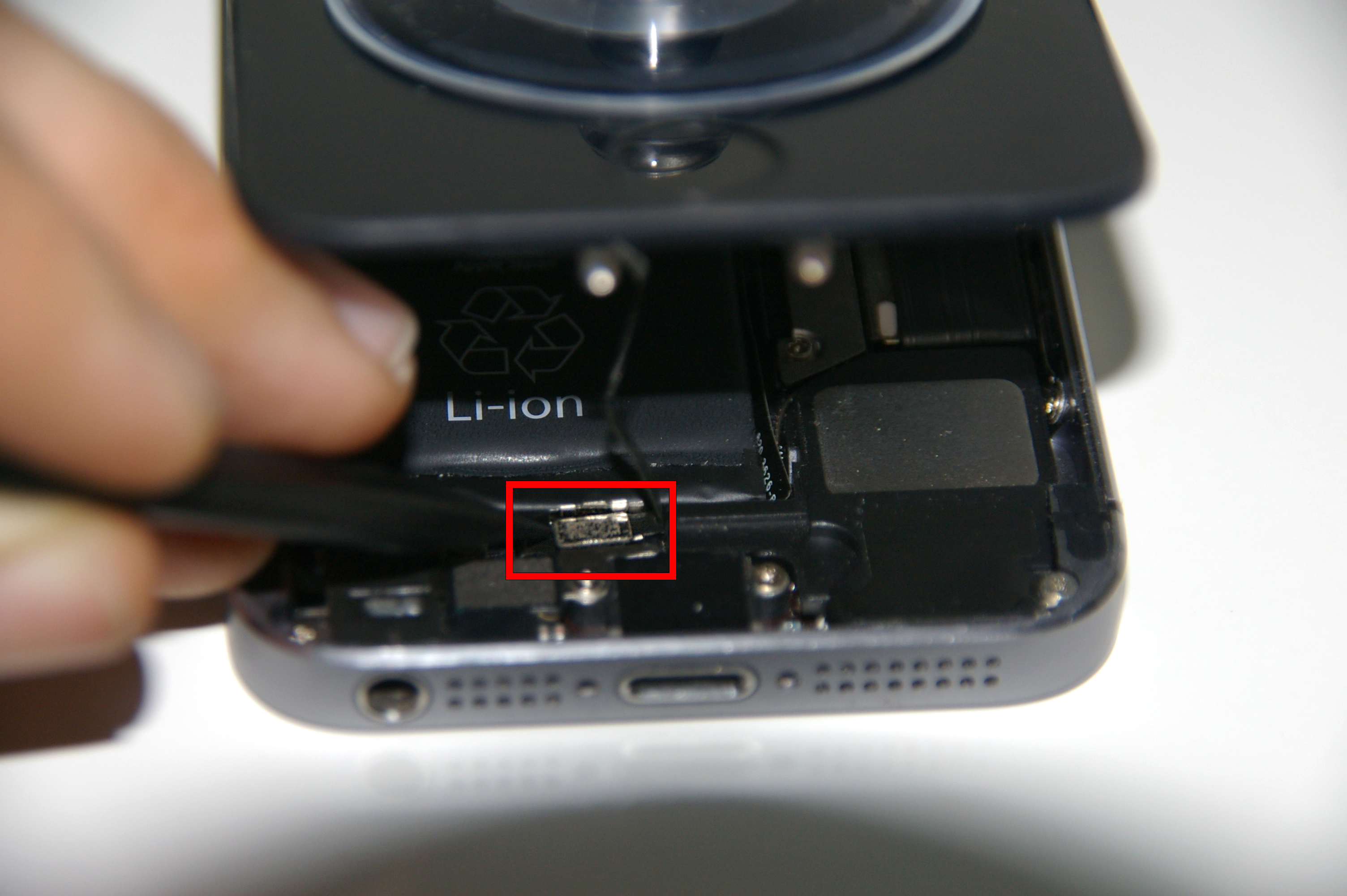 iphone5s_06_conector-touchid