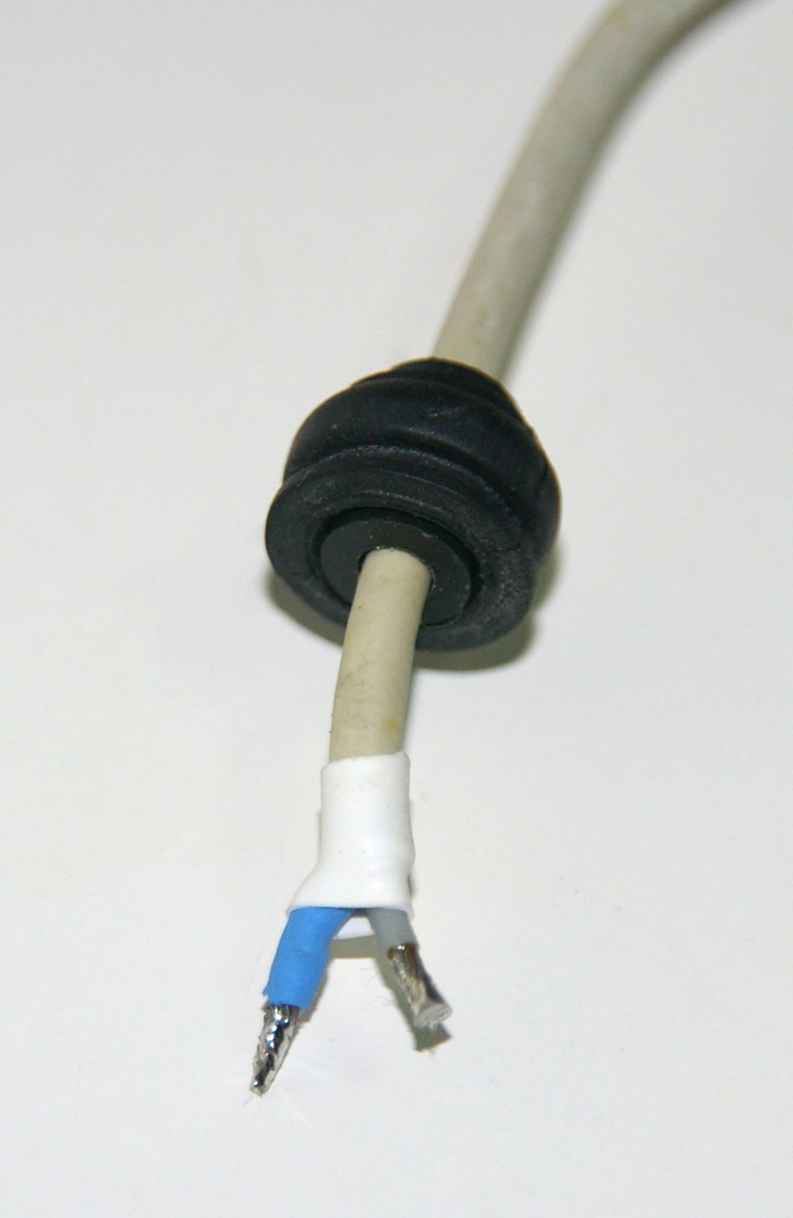 MagSafe2_07_PrepararCable