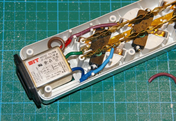 Filtro EMI instalado