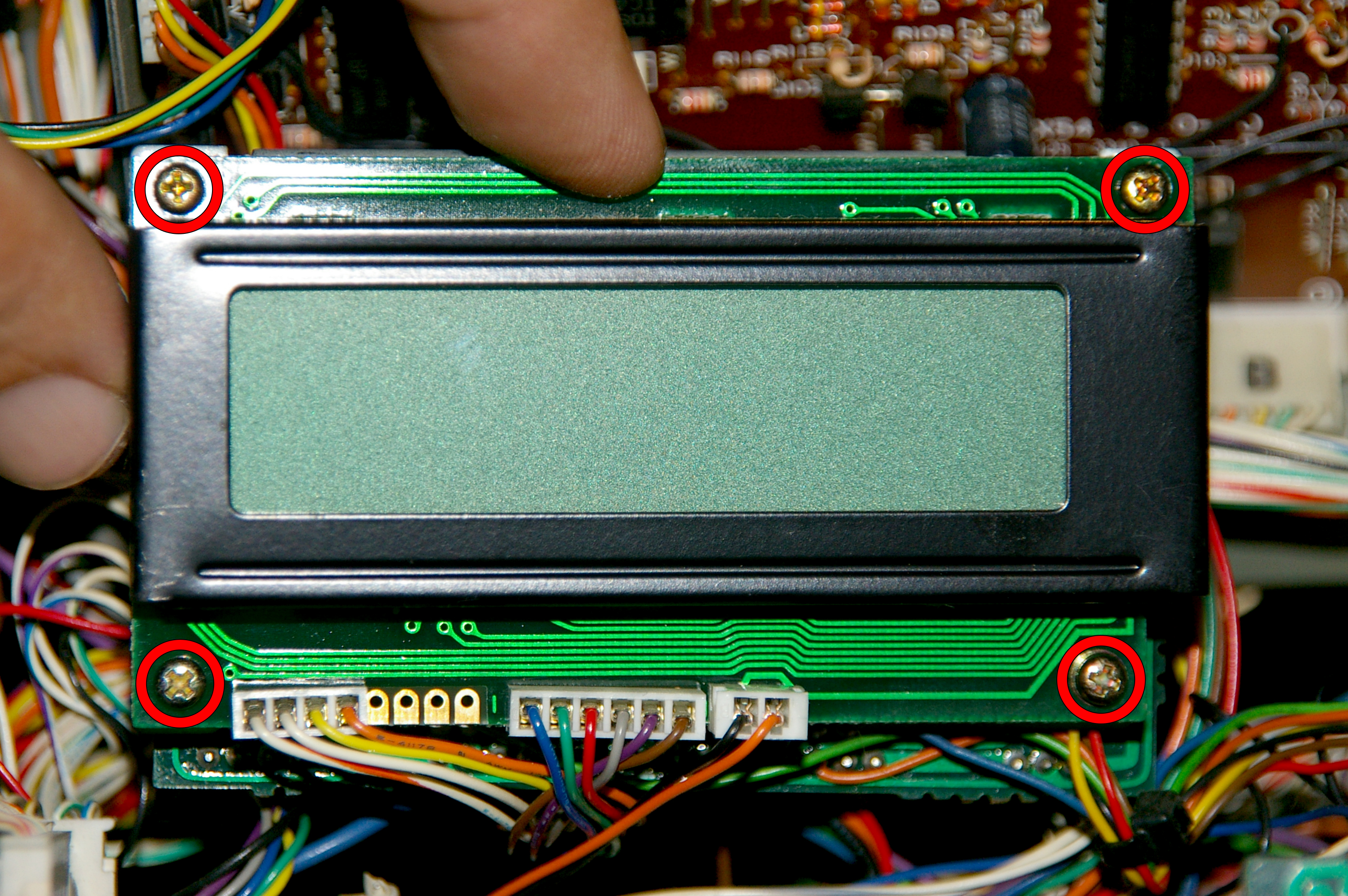 TS940_17_LCD Desmontar