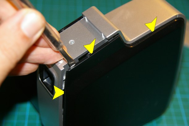 Apertura de la tapa lateral derecha