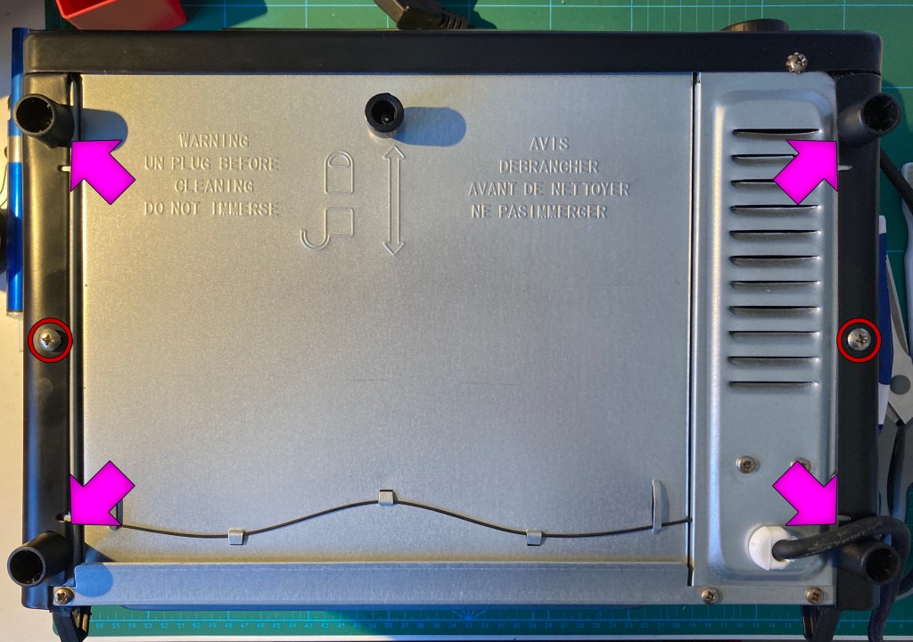 Extracción de la tapa exterior, paso 2 de 2