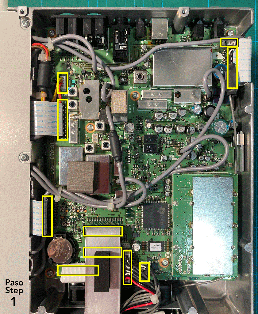 Extracción de la placa Main Unit (B7013I)